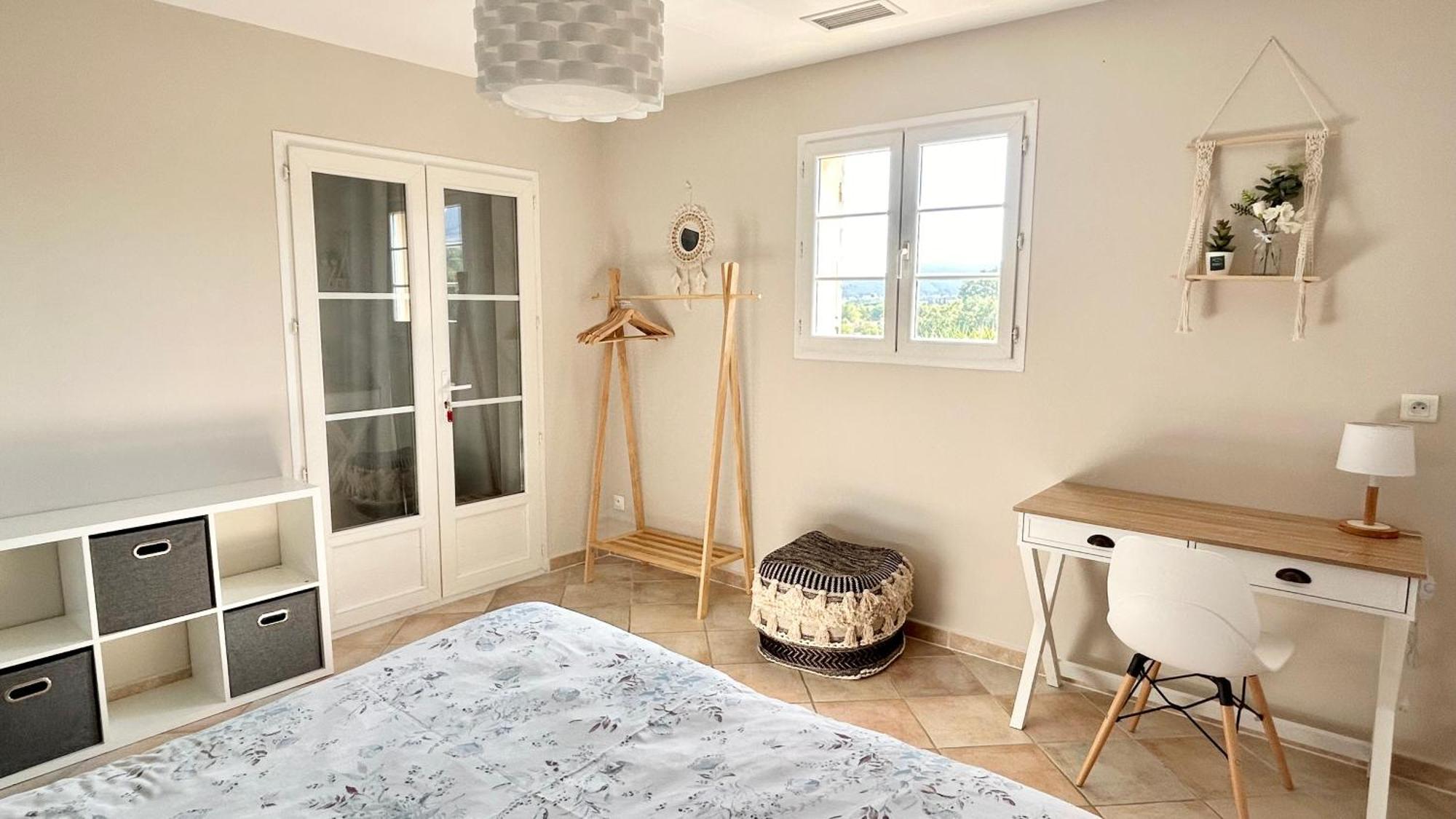 2 Hebergements - 10 Couchages - Parking, Piscine, Jacuzzi - Convivialite Roquebrune-sur Argens Kültér fotó